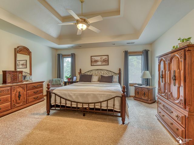 2886 E Country Lane, Monroe, MI 48162