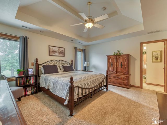 2886 E Country Lane, Monroe, MI 48162