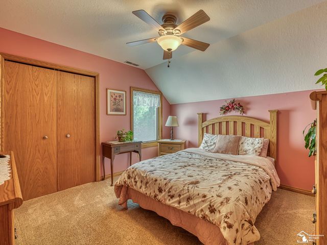 2886 E Country Lane, Monroe, MI 48162