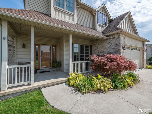 2886 E Country Lane, Monroe, MI 48162