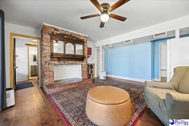 408 Bluff Rd, Hartsville, SC 29550