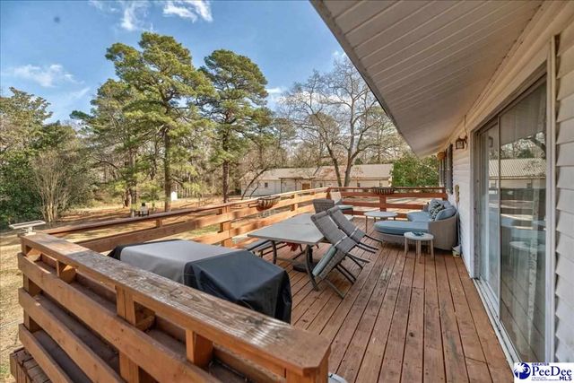 408 Bluff Rd, Hartsville, SC 29550