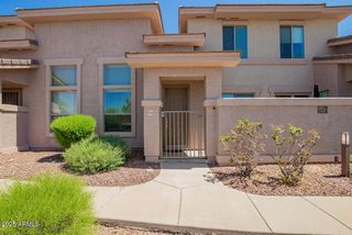 42424 N GAVILAN PEAK Parkway 57104, Anthem, AZ 85086