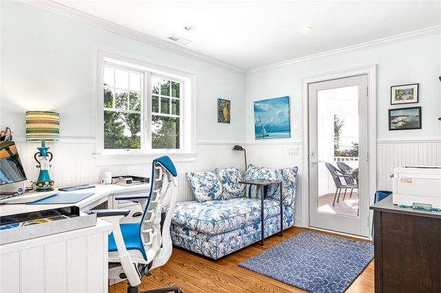 112 Avondale Road, Westerly, RI 02891