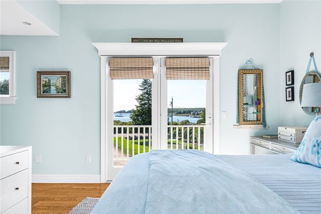 112 Avondale Road, Westerly, RI 02891
