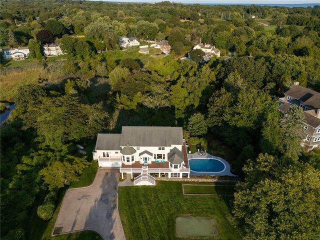 112 Avondale Road, Westerly, RI 02891