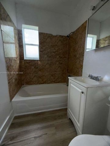 1510 NW 68th St 9, Miami, FL 33147