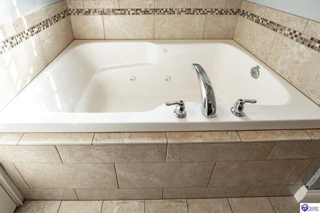 161 Peabody Loop, Coxs Creek, KY 40013