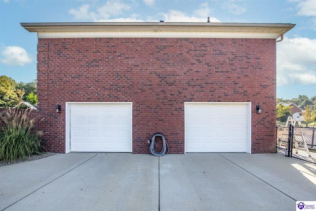 161 Peabody Loop, Coxs Creek, KY 40013