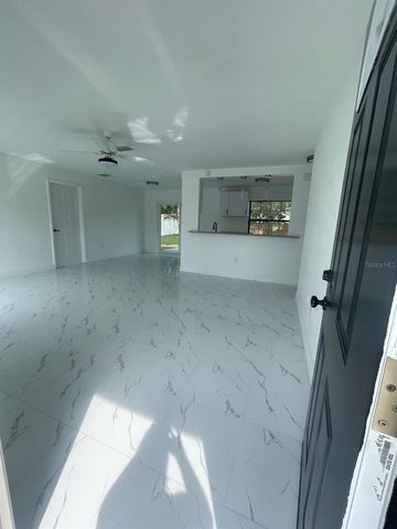 113 TEAK LOOP, Ocala, FL 34472