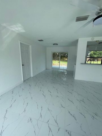 113 TEAK LOOP, Ocala, FL 34472