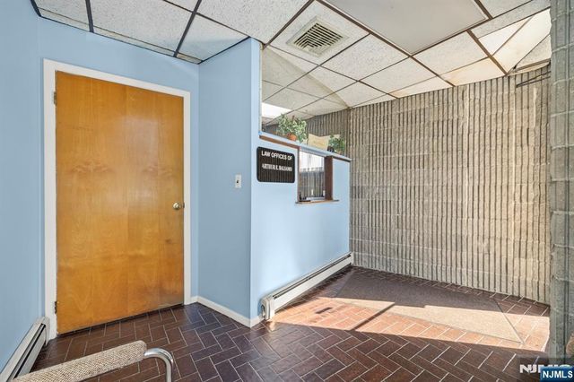 647 Anderson Avenue, Cliffside Park, NJ 07010