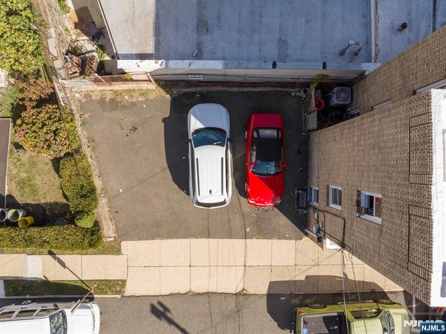647 Anderson Avenue, Cliffside Park, NJ 07010