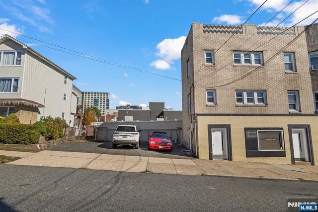 647 Anderson Avenue, Cliffside Park, NJ 07010