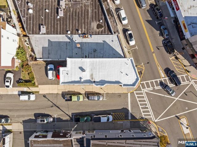 647 Anderson Avenue, Cliffside Park, NJ 07010