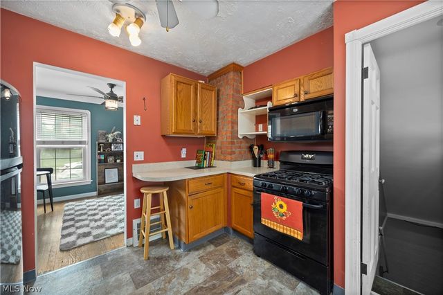 4156 W 161st Street, Cleveland, OH 44135