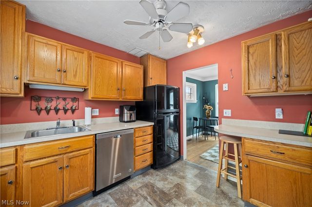 4156 W 161st Street, Cleveland, OH 44135