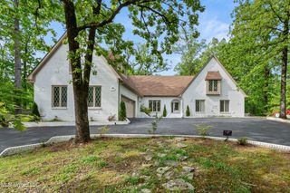 1590 Epping Forest Drive, Southaven, MS 38671
