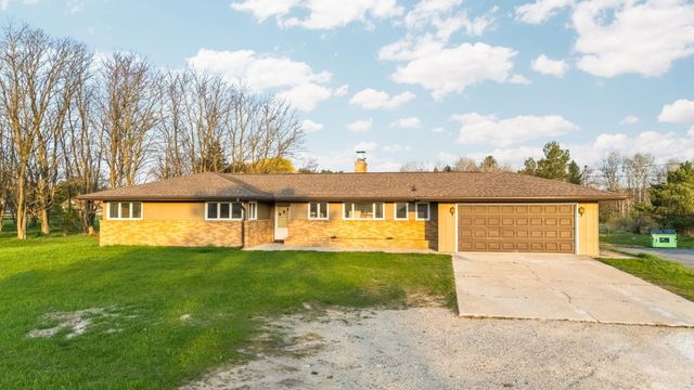 402 S Division, Bellaire, MI 49615