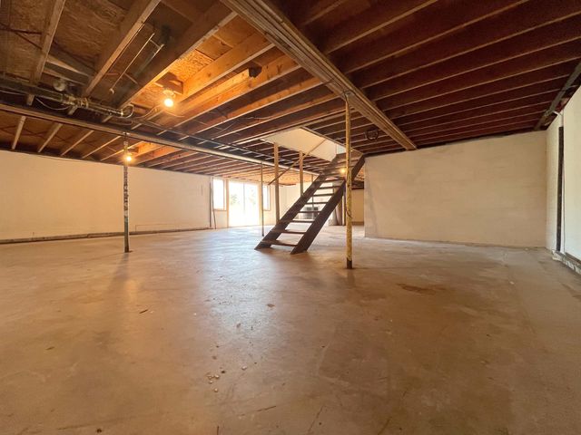 402 S Division, Bellaire, MI 49615