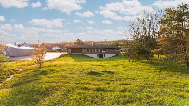 402 S Division, Bellaire, MI 49615