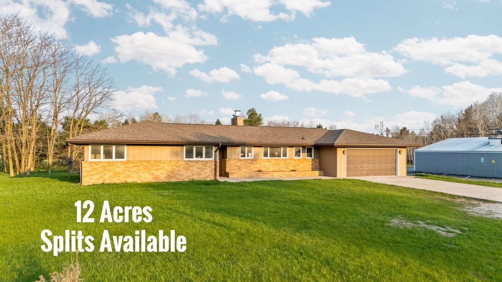 402 S Division, Bellaire, MI 49615