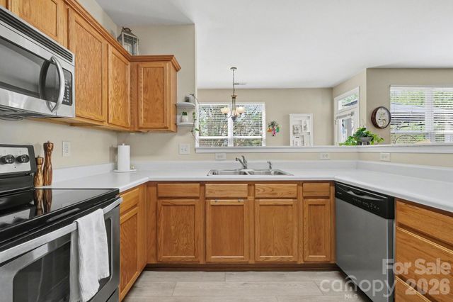 7833 Rolling Meadows Lane, Huntersville, NC 28078