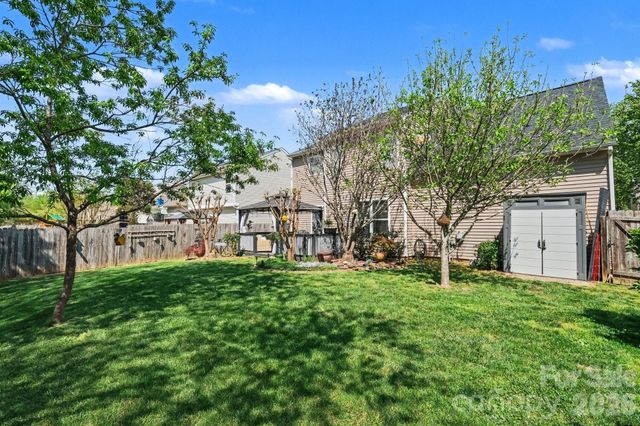 7833 Rolling Meadows Lane, Huntersville, NC 28078