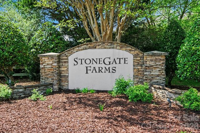 7833 Rolling Meadows Lane, Huntersville, NC 28078