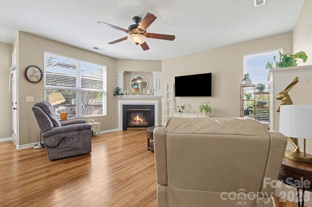 7833 Rolling Meadows Lane, Huntersville, NC 28078