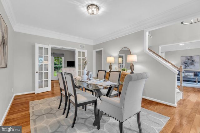 8622 LARKVIEW LN, Fairfax Station, VA 22039
