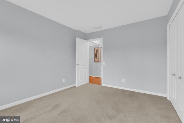 8622 LARKVIEW LN, Fairfax Station, VA 22039