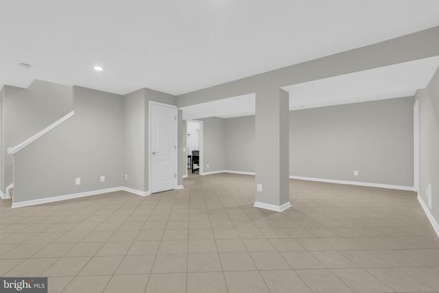 8622 LARKVIEW LN, Fairfax Station, VA 22039