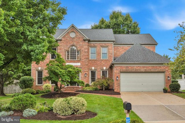 8622 LARKVIEW LN, Fairfax Station, VA 22039