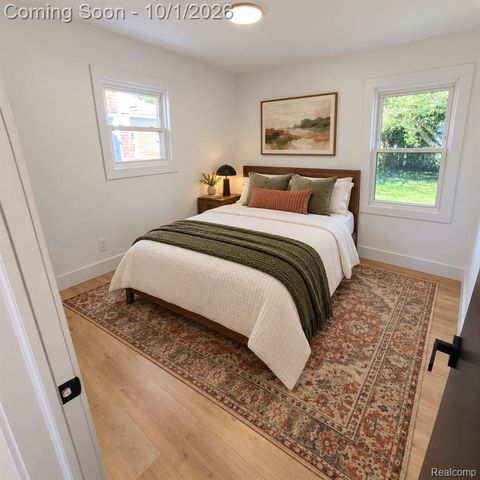 21731 Edmunton Street, Saint Clair Shores, MI 48080