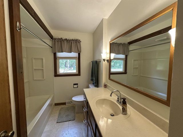 4011 GRIFFITH AVENUE, Wisconsin Rapids, WI 54494
