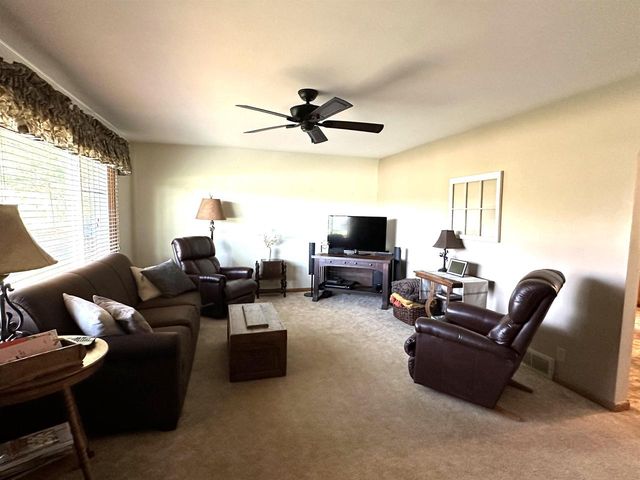 4011 GRIFFITH AVENUE, Wisconsin Rapids, WI 54494