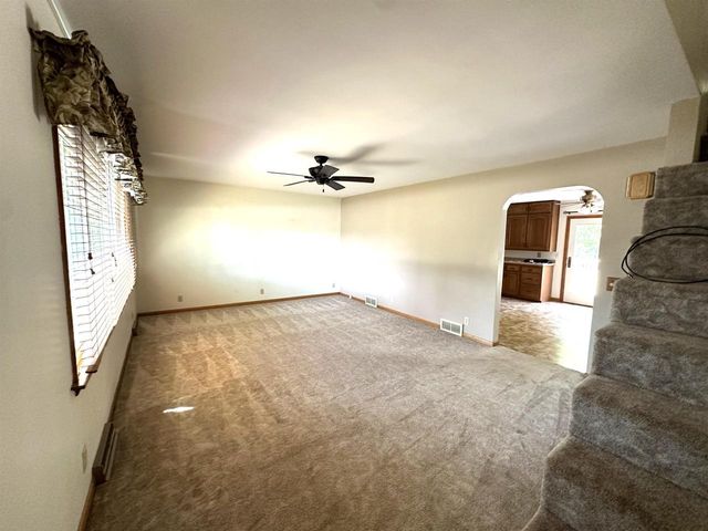 4011 GRIFFITH AVENUE, Wisconsin Rapids, WI 54494