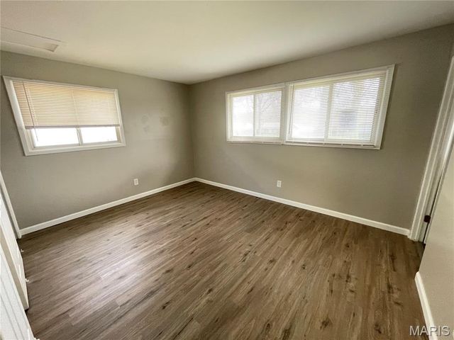 415 Waterford Drive, Florissant, MO 63033