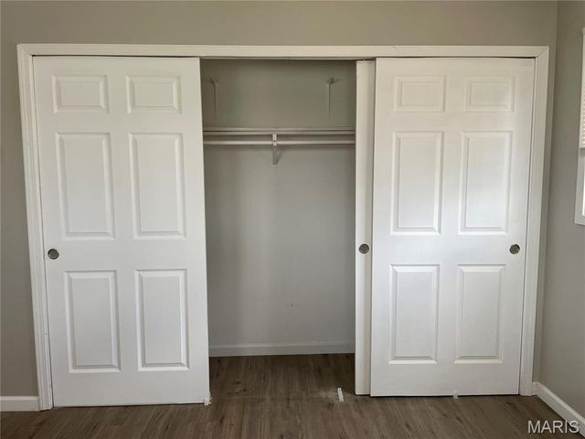 415 Waterford Drive, Florissant, MO 63033