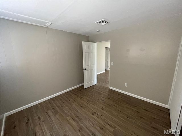 415 Waterford Drive, Florissant, MO 63033