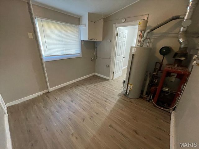 415 Waterford Drive, Florissant, MO 63033