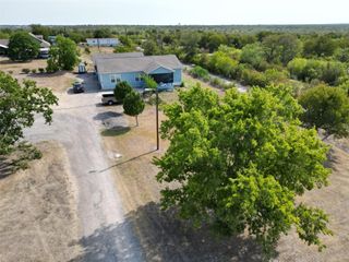 622 Longhollow RD, Dale, TX 78616