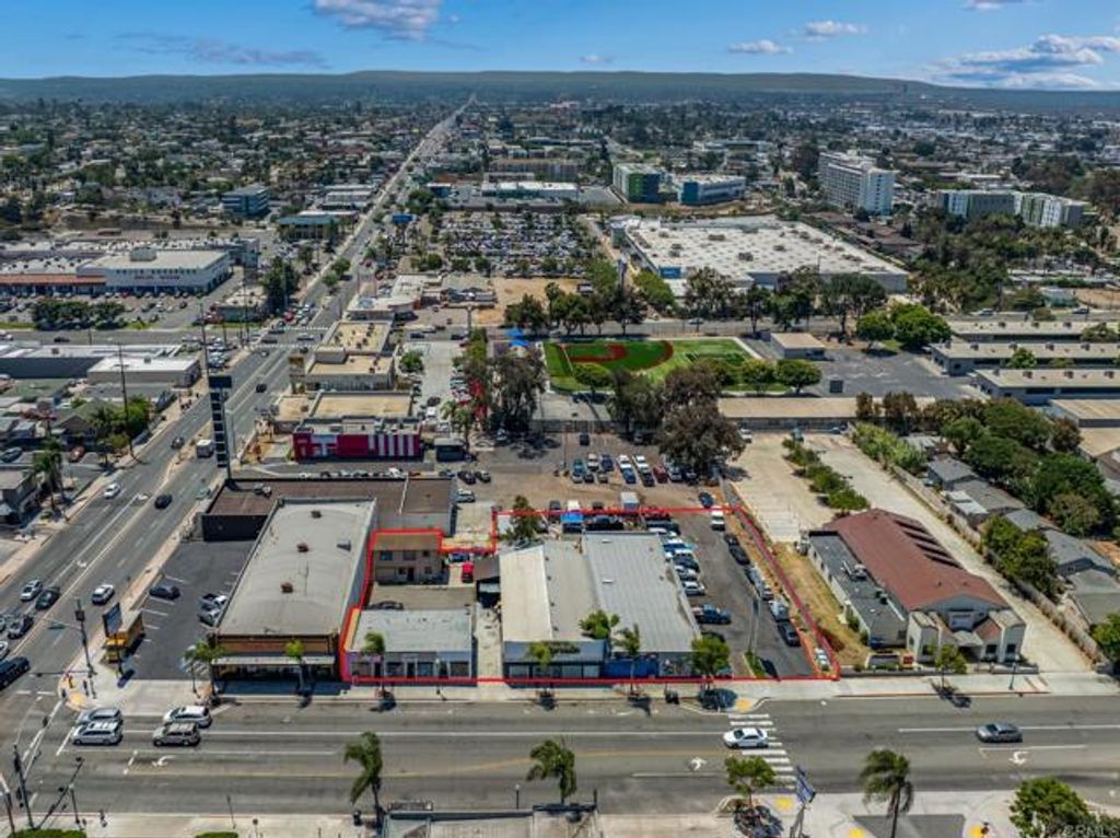 710 E 8th st, National City, CA 91950