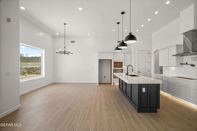 1849 War Path Drive, El Paso, TX 79911