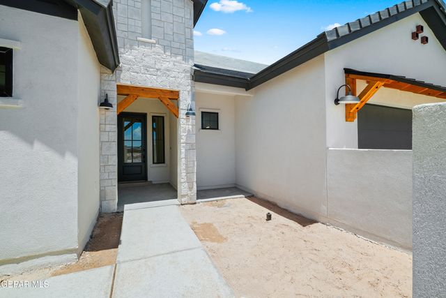 1849 War Path Drive, El Paso, TX 79911