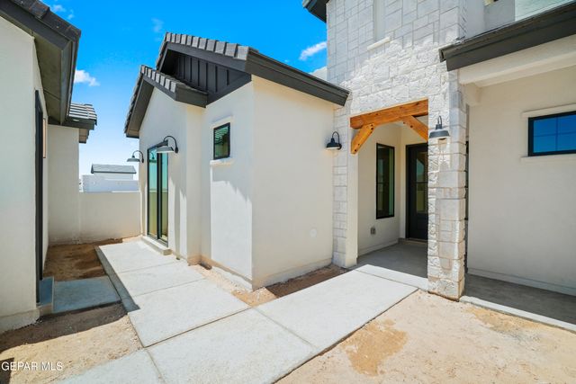 1849 War Path Drive, El Paso, TX 79911
