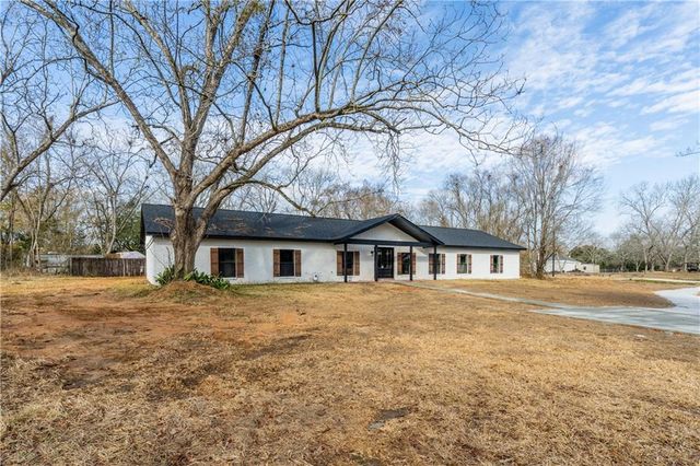 11250 Potter Tract Road, Grand Bay, AL 36541