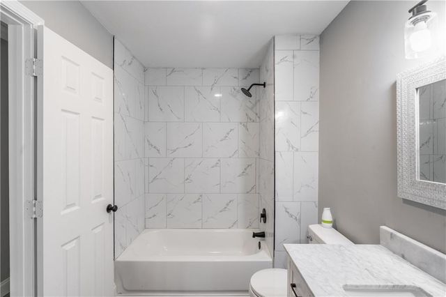 11250 Potter Tract Road, Grand Bay, AL 36541