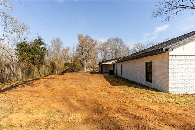 11250 Potter Tract Road, Grand Bay, AL 36541